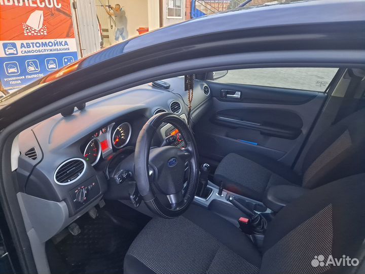 Ford Focus 1.6 МТ, 2010, 280 000 км