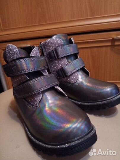 Ботинки зимние новые для девочки