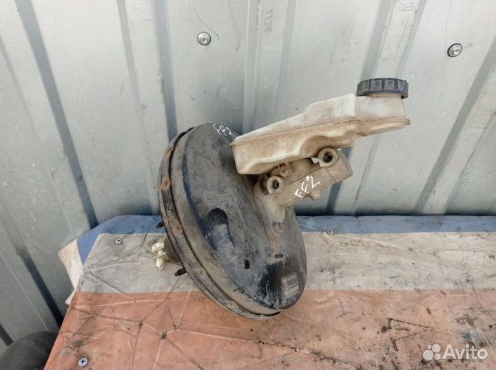 Вакуумник тормозной Ford Focus 2 2005-2011