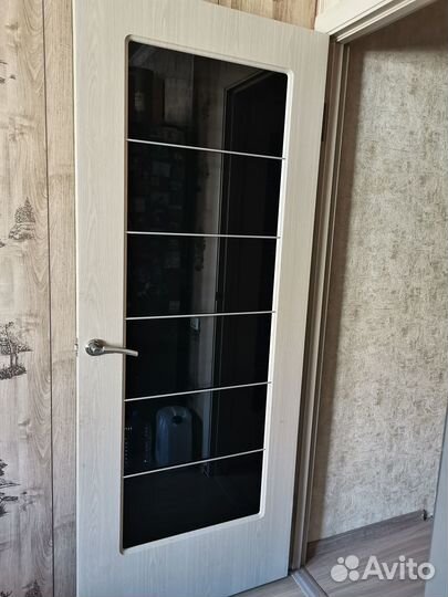 Межкомнатные двери бу 70 см с коробкой