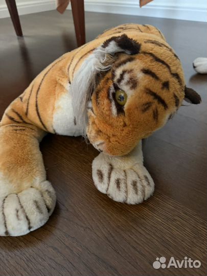 Большой мягкмй тигр