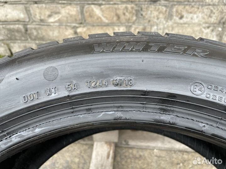 Pirelli Winter Sottozero 3 255/45 R19