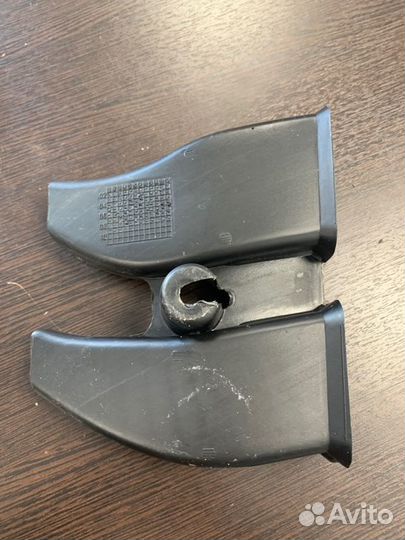 Воздуховод салона правый Bmw 520D E60 N47 2009