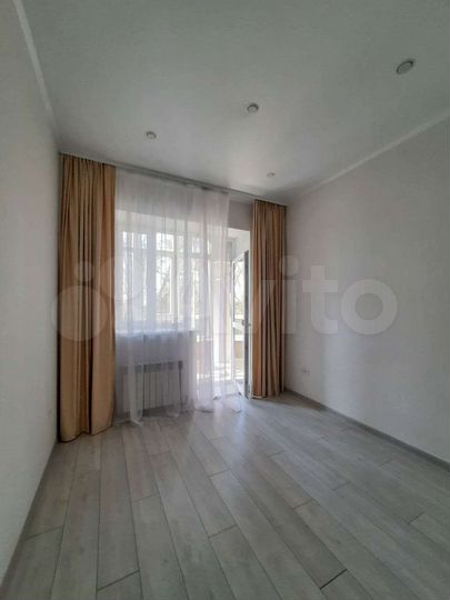 1-к. квартира, 40 м², 3/3 эт.