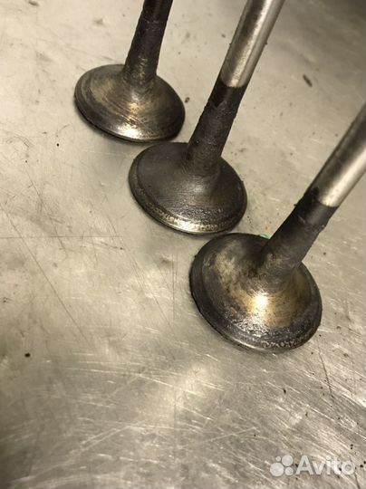 Клапаны впуск/выпуск K7J K7M Renault 1.4-1.6