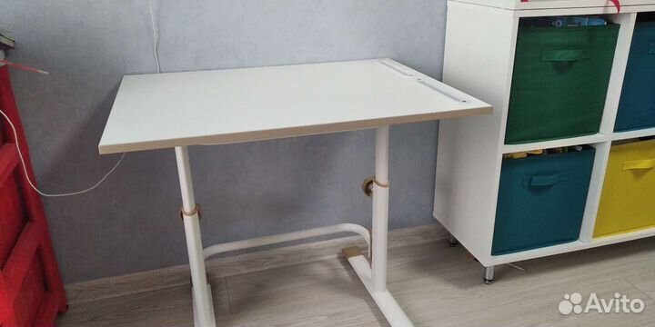 Растущая парта и стул бу