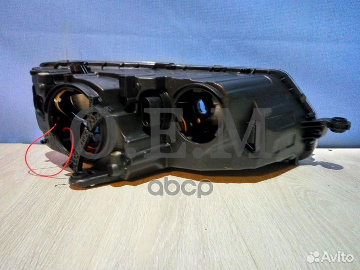 Фара левая Skoda Octavia 001282321002052017