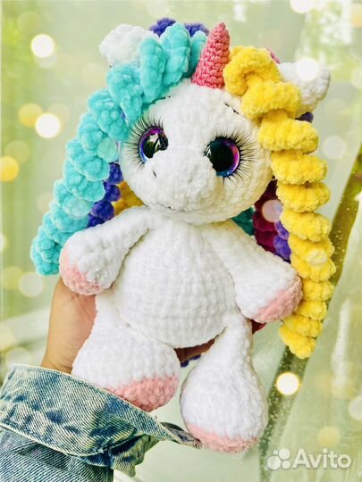 Вязаная игрушка Единорог
