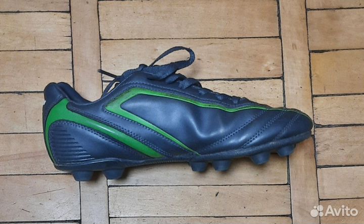 Футбольные бутсы