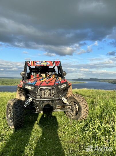 Polaris rzr 1000 xp