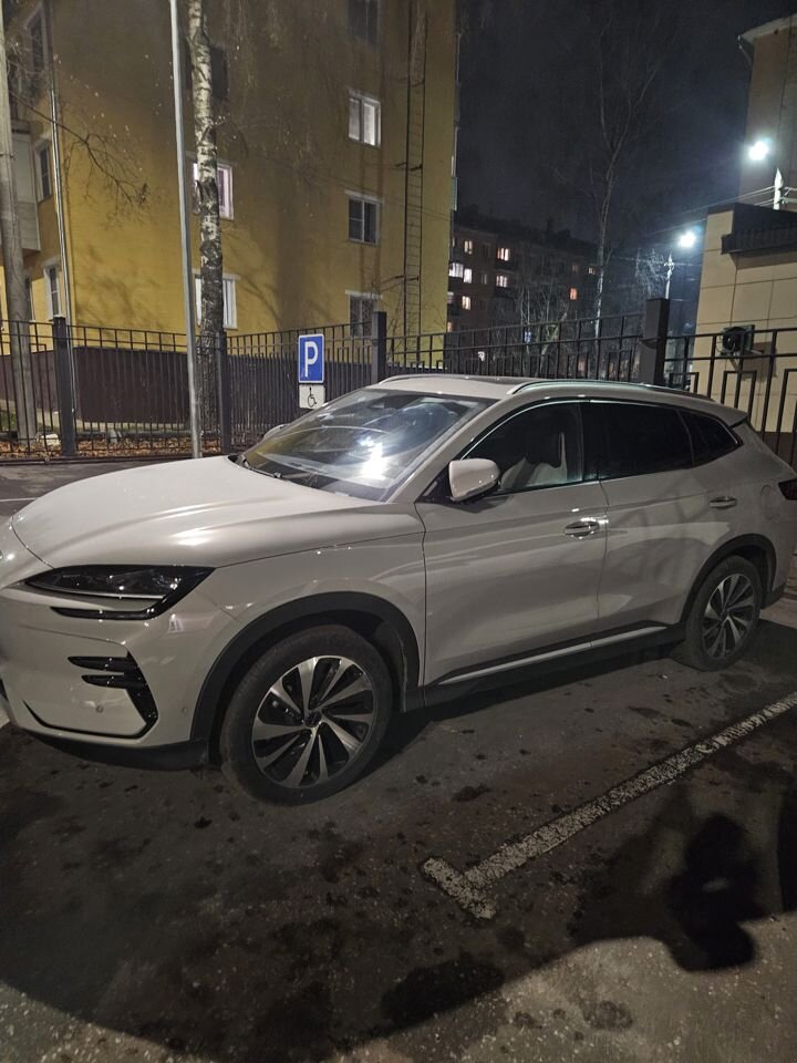 BYD Song Plus: фото владельца