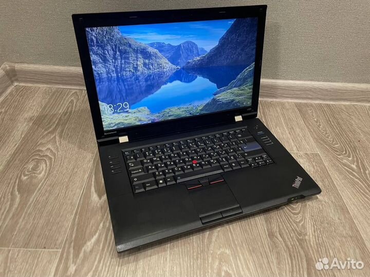 Ноутбук Lenovo