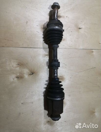 Привод передний Ford Escape 2000 год