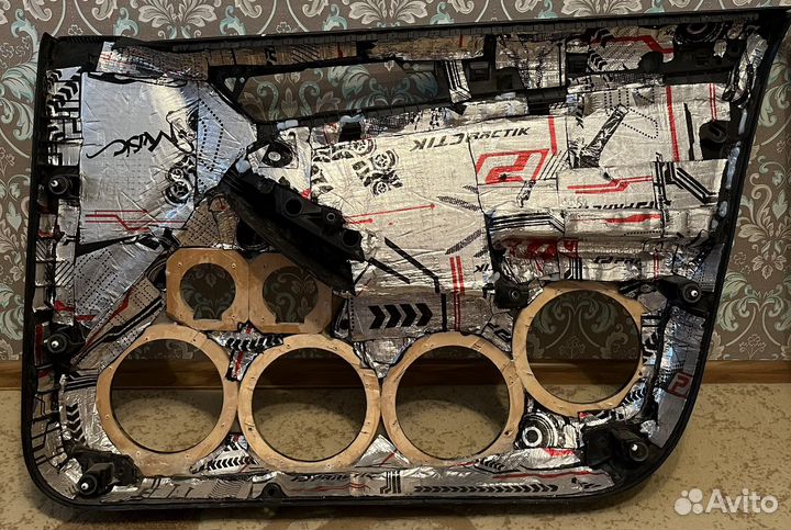 Дверные карты Volkswagen Jetta 6