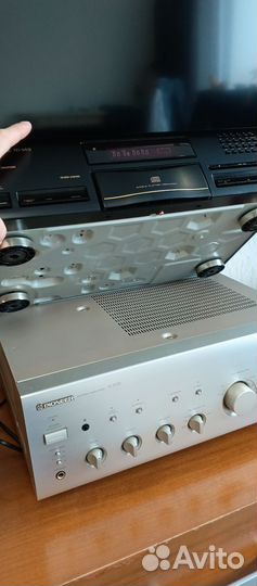CD проигрыватель Pioneer