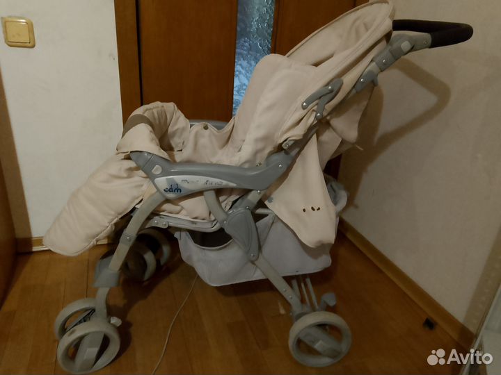 Коляска. Требуется ремонт передних колёс