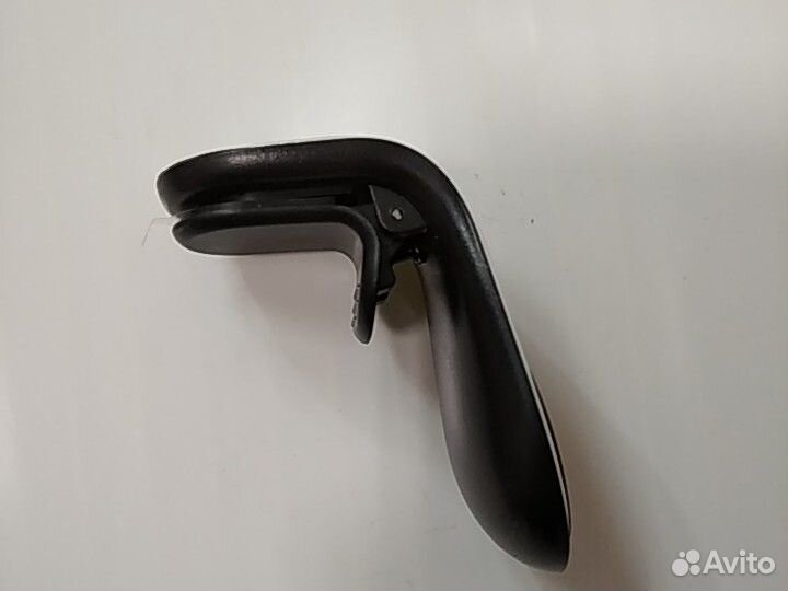 Магнитный держатель для смартфона