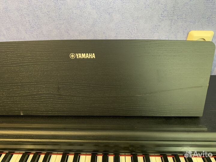 Цифровое пианино yamaha