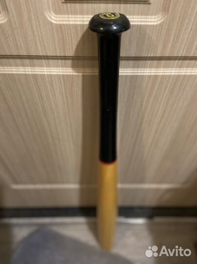 Бейсбольная бита