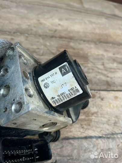 Блок ABS Audi 3 8P 1.8 2008