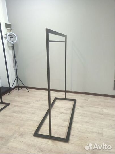 Вешалка Рейл