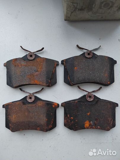 Колодки тормозные на Golf 3 starke