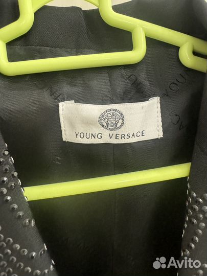 Костюм на девочку Versace Оригинал на 7 лет