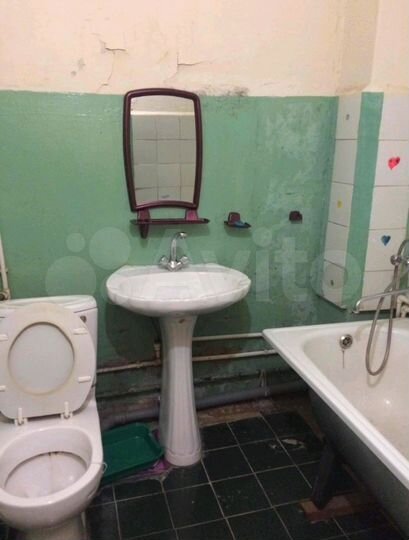 Комната 36 м² в 1-к., 1/2 эт.