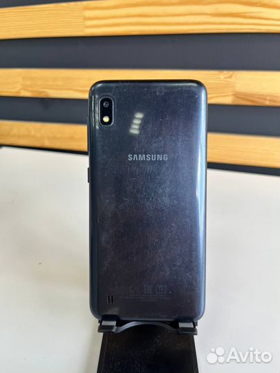 Samsung a10 32gb 2gb ram