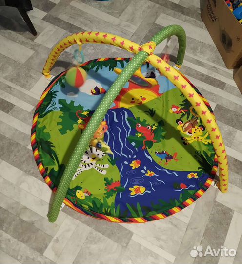 Развивающийся коврик