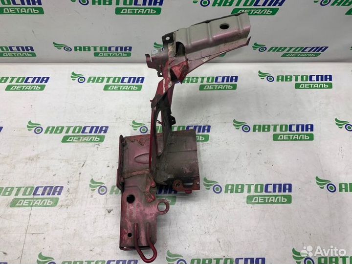 Лонжерон кузова передний левый Renault Megane