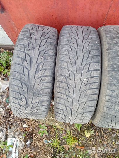 Hankook Winter I'Pike 205/55 R16
