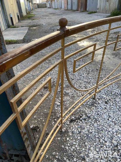 Ограждение металлическое, полукруг