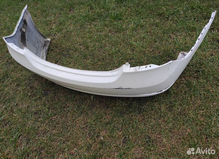 Бампер задний Hyundai Solaris 2015 белый