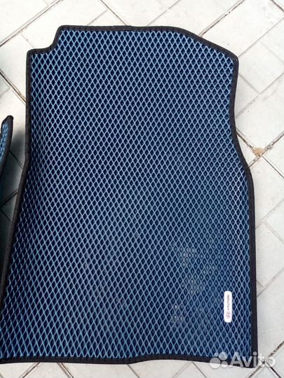 Автомобильные коврики