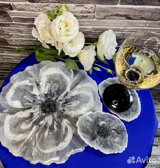 Сервировочный набор из эпоксидной смолы