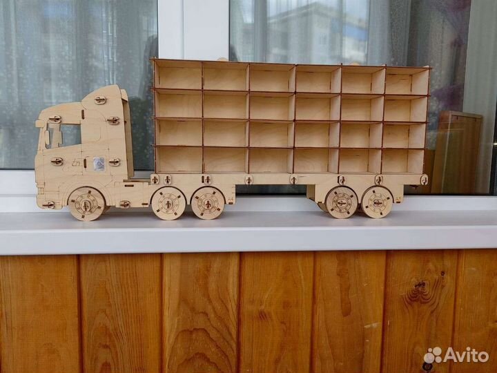 Полка гараж для машинок