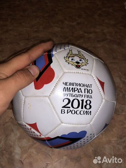 Футбольный мяч чм 2018