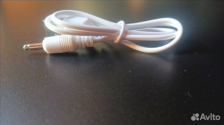 Электрическая зубная щетка