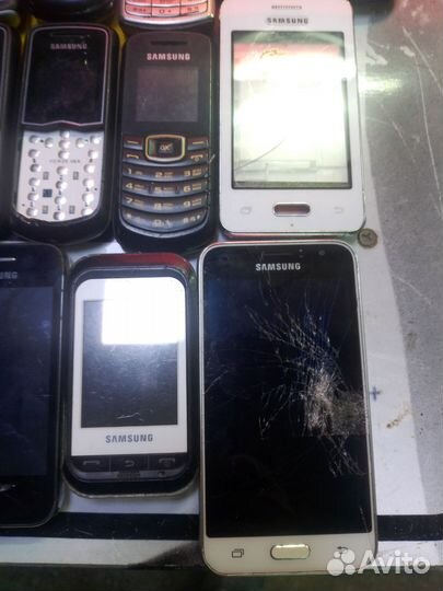 Samsung a890