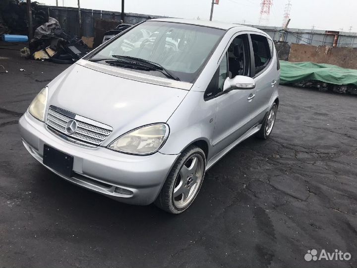 Подкрылок на Mercedes-Benz A-Class V168.135 166.99