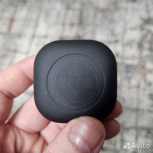 Чехол Samsung Galaxy Buds 2 Pro