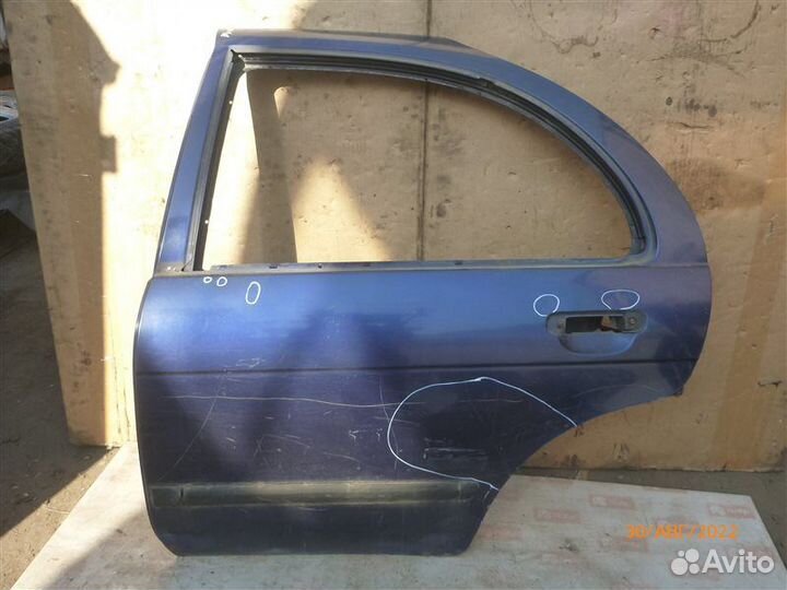 Дверь задняя левая Nissan Almera N15 GA14 1998