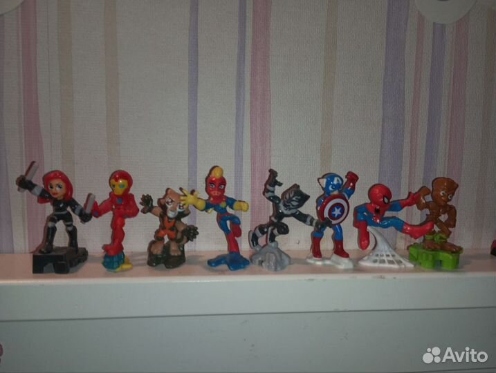 Фигурки марвел киндер