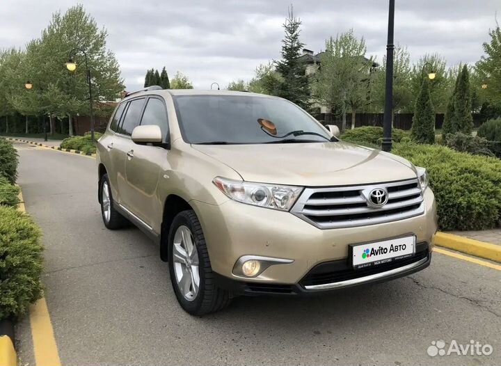 Toyota Highlander 3.5 AT, 2011, 215 000 км