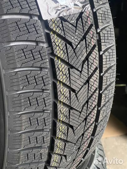 Arivo Winmaster ProX ARW5 255/50 R19 107H