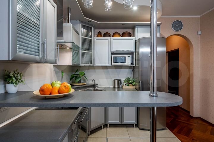 2-к. квартира, 60 м², 4/17 эт.