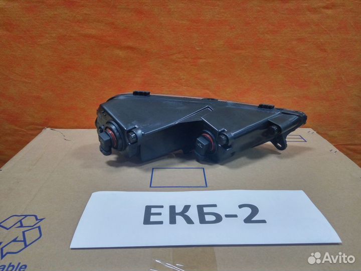 Фара птф Volkswagen Passat B7 2010-2015