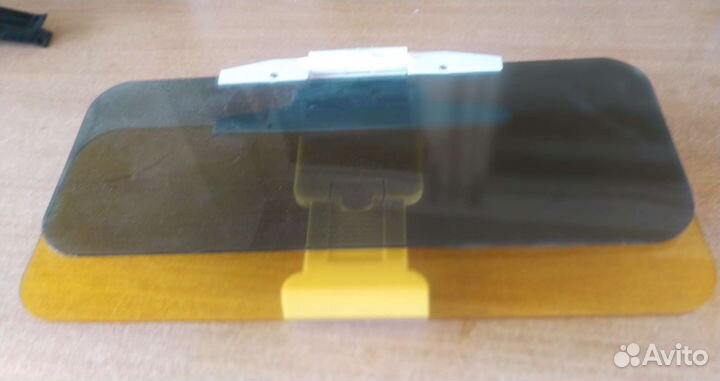 Солнцезащитный козырек