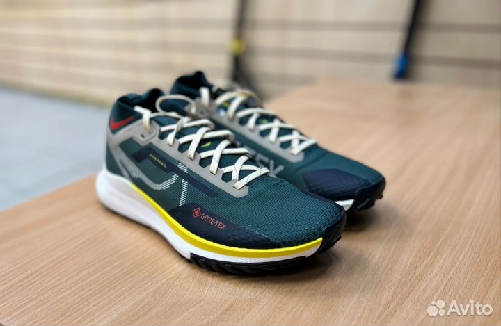 Кроссовки Nike Gore Tex осень оригинал